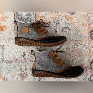 Sorel Out & About Boots